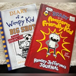 Diary of a Wimpy Kid Book Set - Red and White